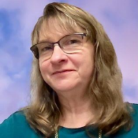 Photo of Suzanne Nadeau